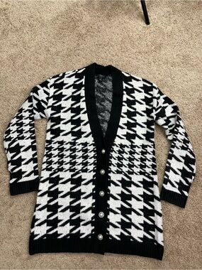 Talbots Black and White Houndstooth Cardigan